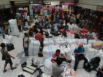 Rekomendasi Pusat Grosir Pakaian Murah di Jakarta