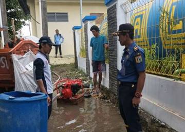 Banjir yang Menggenangi Pulau Untung Jawa Telah Surut