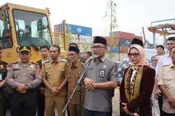 Sekda Lepas Ekspor Pinang 36 Ton ke Bangladesh 