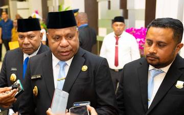 Gubernur Fakhiri Instruksikan Pencarian Maksimal Korban Speedboat Yapen