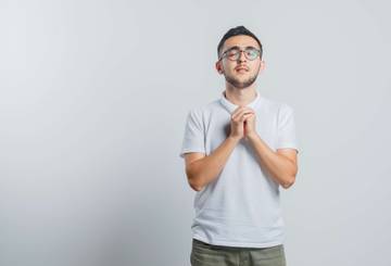 Ciri Kepribadian Orang Rendah Hati dan Selalu Bersyuku