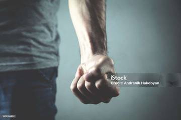 Manfaat Menghindari Kebiasaan Memperpanjang Masalah Kecil Dalam Hidup