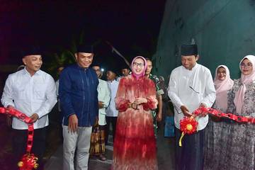 Bupati Lumajang Resmikan Jalan Paving Hasil POKIR di Desa Tukum