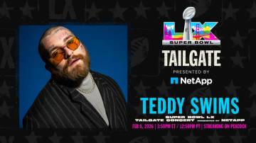 Teddy Swims Jadi Bintang Konser Tailgate Super Bowl