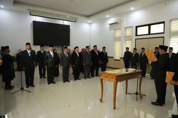 Perkuat Peran Bapperida, Bupati Kukuhkan Pejabat Lingkup Jombang