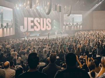 Daftar 10 Negara dengan Umat Kristiani Terbanyak Dunia