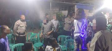 Polisi Bubarkan Pesta Syukuran Wisuda di Kota Kupang