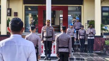 Polisi di Kupang Jaga Perilaku Menggunakan Media Sosial