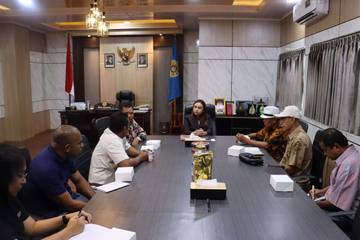 Keluarga  Maluku Barat Daya  Audiens Dengan Pemkot  Kupang