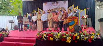 Wagub NTT Resmikan NTT MART di Sumba Tengah 