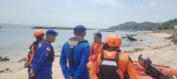 Cuaca Ekstrim Nelayan Diminta Waspada Saat Melaut