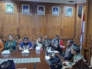 Bupati Sumba Timur Ikuti Audiensi Diaspora NTT 