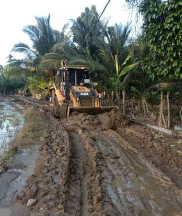 Puluhan Alat Berat Dikerahkan Pulihkan Infrastruktur Aceh Timur