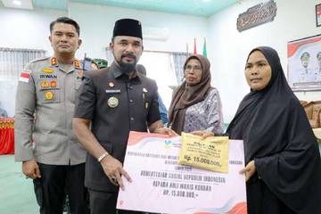 Ahli Waris Korban Banjir Aceh Timur Terima Santunan Kemensos