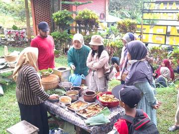 Pasar Jajal Wae Ngawi: Pasar Tradisional Berkonsep Ramah Lingkungan