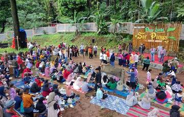 Pasar Jadul Sor Pinus Minggu Kliwon Ngawi Terus Tumbuh