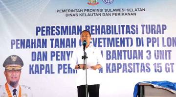 Gubernur Sulsel Serahkan Bantuan dan Resmikan Rehabilitasi PPI Lonrae