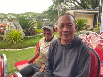 Becak Listrik Ubah Hidup Misno dan Suratman