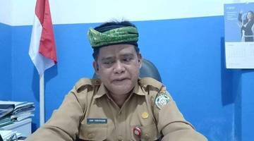 Petugas Sampah Rerata Berusia 50 Sampai 70 Tahun