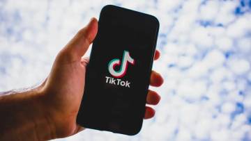 Generasi Muda Sulbar Tinggalkan Google Beralih Ke Tiktok