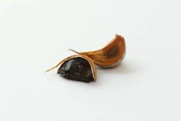 Kandungan Antioksidan Tinggi, Black Garlic Herbal Fermentasi