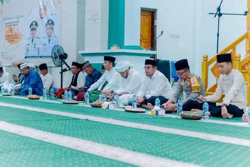 Dzikir Ahir Dan Doa Bersama Untuk Masyarakat Aceh-Sumatera