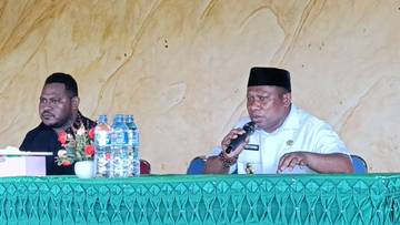 Wabup Teluk Bintuni Soroti BLT Tidak Tepat Sasaran