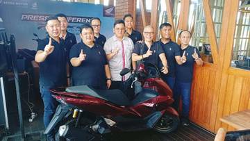 New Honda PCX160 Resmi Mengaspal di NTB, Dilengkapi Teknologi Modern