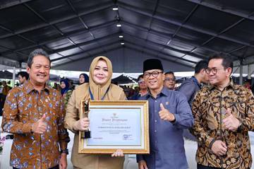 NTB Sabet Upakarya Wanua Nugraha dari Kemendagri