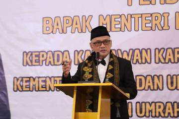 Menhaj Soroti Pelunasan Haji NTB Seret, Proyek Asrama Molor