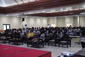 Ratusan Guru PGRI Ikuti Pengujian UKBI