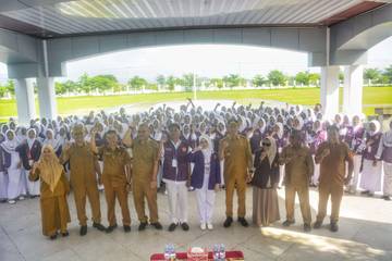 Lepas Mahasiswa KKN, Begini Pesan Wabup Bima 