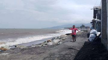 Tak Muluk, Nelayan Berharap Ada Tanggul Pemecah Ombak