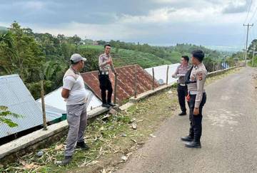 Lakalantas Renggut Nyawa Pelajar, Polres Bima Olah TKP