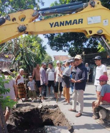 Puluhan Titik Drainase Tersumbat Desa Perampuan Dibongkar PUPRPKP Lobar