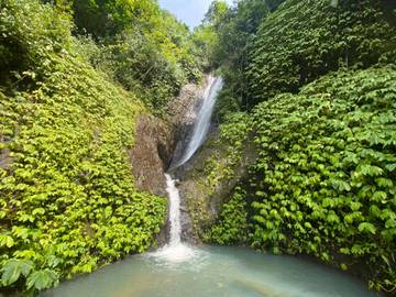 Menikmati Tenang Alam di Air Terjun Tibu Talas