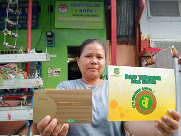 Bebaskan Sampah Tepian Sungai Deli, Pegadaian MengEMASkan Indonesia