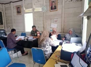 Babinsa dan BUMDes Ulu Merah Satu Visi 