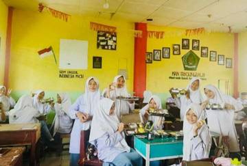 Siswa MAN Tanjungbalai Sambut Program Makan Bergizi Gratis