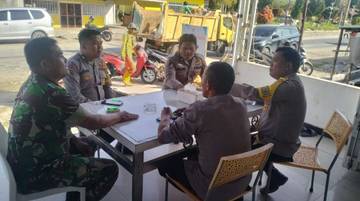 Babinsa dan Babinkamtibmas Kompak Bangun Komunikasi