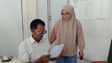 Bakti Sosial Pemeriksaan Mata Gratis Grand Central Medica