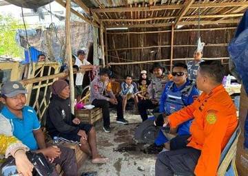 Hanyut Terbawa Arus, Dua Korban Laka-Laut Ditemukan Selamat