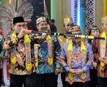 Barut Sambut Festival Tandak Intan Kaharingan Tingkat Kalteng