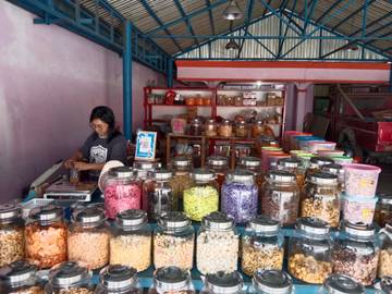 Pelaku UMKM Kuliner Siapkan Produk Andalan Jelang Natal