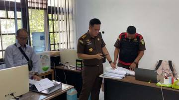 Kejati Kalteng Geledah Kantor DPMPTSP Kasus Korupsi Zircon