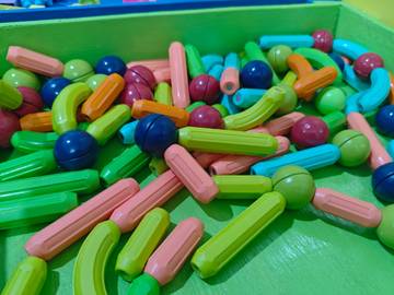 Mainan Puzzle Magnet Jadi Sarana Edukasi Kreatif Anak