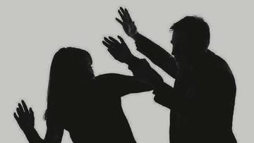 Akibat Adu Mulut Dengan Pria, Pelipis Wanita Robek