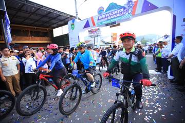 Ribuan Peserta Meriahkan Sriwijaya Ranau Gran Fondo