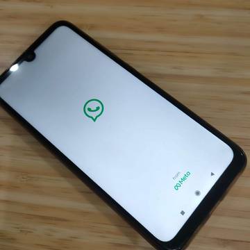 Kini Status WhatsApp Bisa Terlihat Langsung di Obrolan