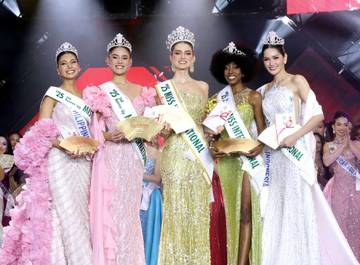 Melliza Bawa Indonesia ke Lima Besar Miss International